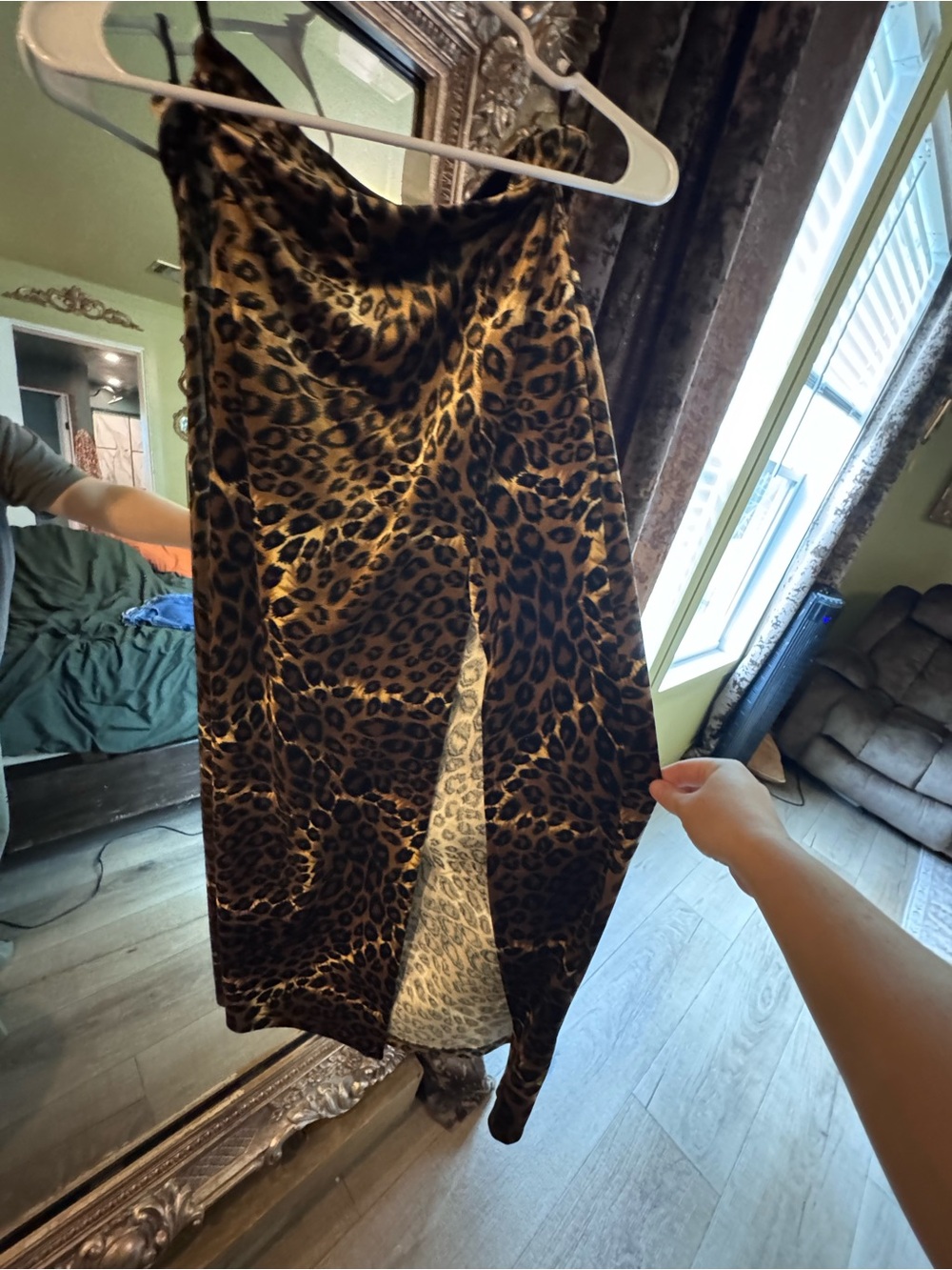 Vintage cheetah slit skirt